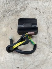 REGOLATORE DI TENSIONE PER PIAGGIO MP3 250ie DEL 2008 (e50544)