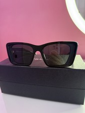 occhiali da sole prada