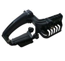 ricambi MANIGLIA IMPUGNATURA COMANDI usati PER MOTOSEGA CASTOR ALPINA A C 70 A70
