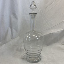Bottiglia in vetro modellato