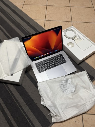Macbook pro 2017 - macbook, 15’’