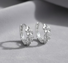 Orecchini a Cerchio Floreali