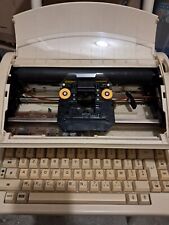 Macchina da scrivere elettrica Olivetti Linea 101 Rotta Per Ricambi Riparazioni