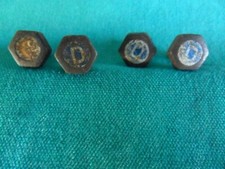 Perni parafanghi marcati D -