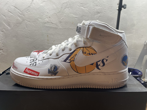 Taglia supreme x nba - 12,
