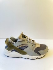 C13. Nike Mens Air Huarache