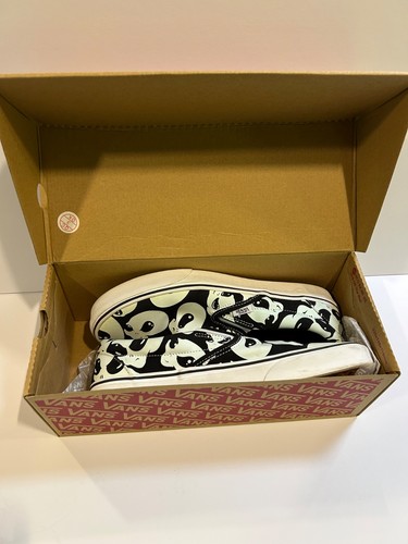 Vans alien ghosts glow the - alien, in