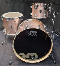 DW Performance Drumset Bermuda