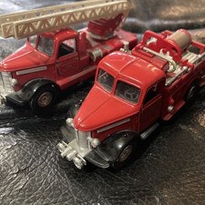 Set di 2 camion scala classici