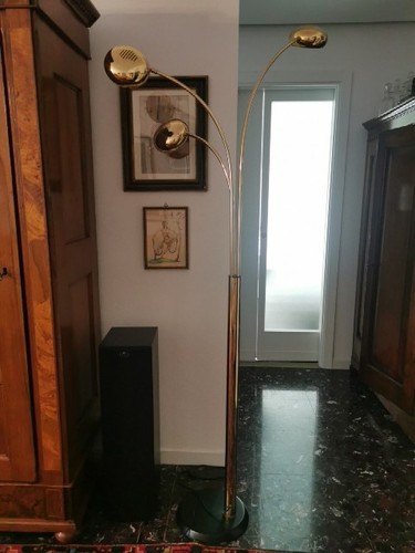 Lampada terra tre - da, a