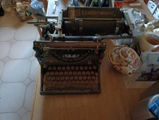 MACCHINA DA SCRIVERE UNDERWOOD