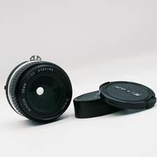 Ottica Nikon Nikkor 28mm