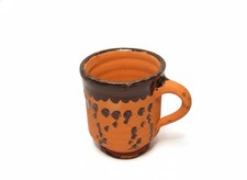 Tazza in argilla di terracotta