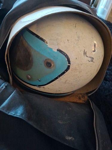 Raro casco borsa - e, bell