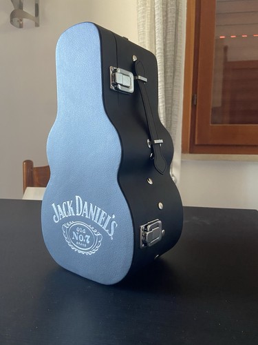 Jack daniel guitar - jack,