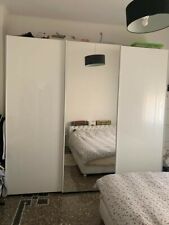 Armadio grandi dimensioni, 3 ante scorrevoli, specchio e cassettiere interne