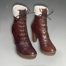 Stivali Fendi marroni in pelle