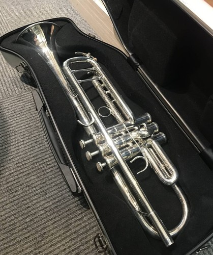 Yamaha ytr 8335g xeno series - yamaha,