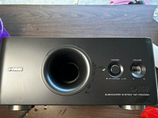 Yamaha YST-FSW050 subwoofer compatto home theater basso profilo alimentato non testato