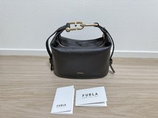 Borsa FURLA Nuvola Mini in pelle nera quasi come nuova autentica 2025