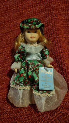 Bambola vintage porcellana