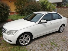 Privato vende Mercedes C180 Kompresso Advangarde del 2018 – Km. 206.000. Batteri