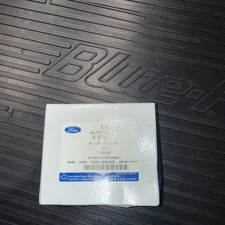 Emblema distintivo paraurti