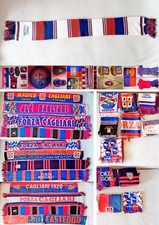 gr7- SCIARPA FORZA CAGLIARI. Misura cm 137. Nuova, e altri gadget vari