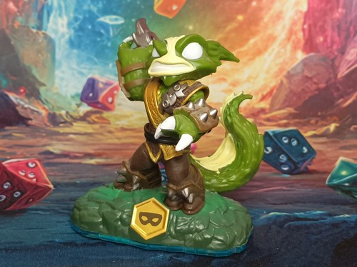 Stink bomb figurine - bomb, skylanders