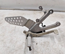 SUPPORTO PEDANA ANTERIORE ( LEGGERE DESC )-YAMAHA R1 ANNO 2002 AL 2003