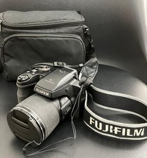 Fujifilm FinePix S9800