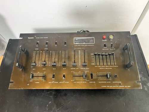 Equalizzatore stereo vintage