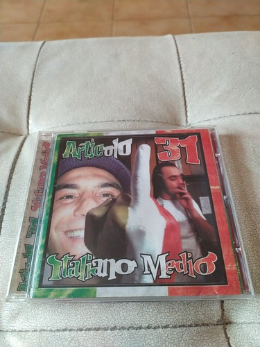 Articolo italiano medio - articolo, cd