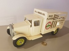 Tin toy 1930' (limited reproduction) Metalcraft FOOD PRODUCTS TRUCK mint condit.