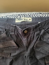 Pantaloncini cargo uomo pelle