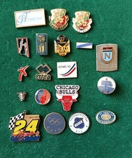 Distintivi sportivi lotto 19 pezzi