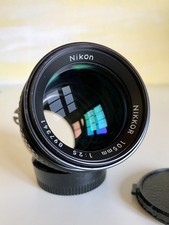Nikon Nikkor Ai-s 2.5/105