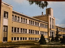 Noventa Vicentina. (Vicenza) Edificio scolastico, viagg.1970