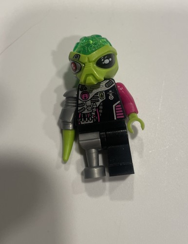 Lego alien conquest - alien, cyborg