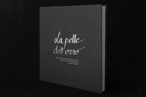 Pelle dell orso marco - pelle,