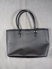GUESS Los Angelos Logo Print