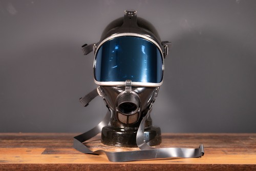 Maschera antigas specchio - a,
