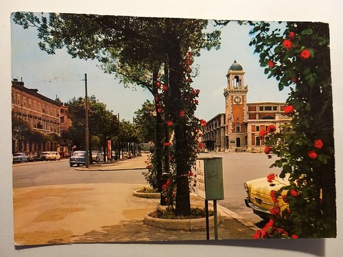 Trieste rive con la - -,
