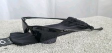 Occhiali da sole Oakley mezzo