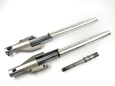 KAWASAKI VN 1600 Strea media VNT60B [2005] - forcella verso l'alto con asse