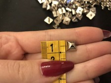 Borchie sfuse In Metallo con