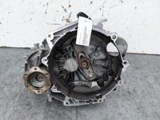 SEM CAMBIO MANUALE 6M VOLKSWAGEN T-ROC (A11) 1.0 TSI 12V MAN 6M 116CV 2018 5P SU