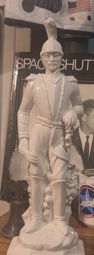 Statuina porcellana italiana