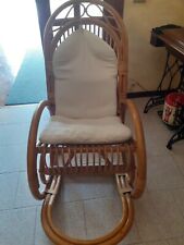 sedia a dondolo in legno