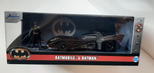 Batman batmobile dc - batmobile,